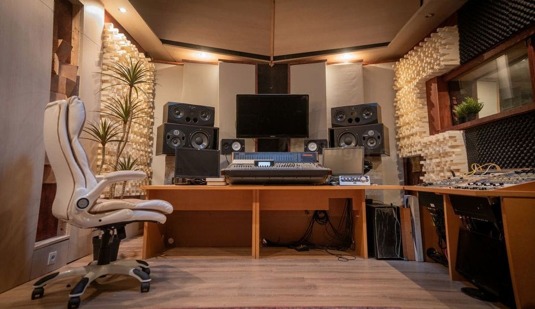 Lighting, grip, and studio equipment rental
